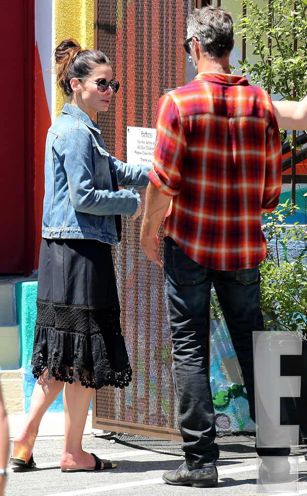 Sandra Bullock and Bryan Randall Pack on the PDA—See the ...